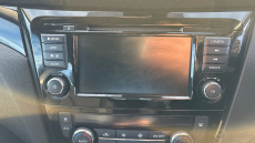 Nissan Qashqai 1.3 DiG-T Acenta Premium 5dr Petrol Hatchback